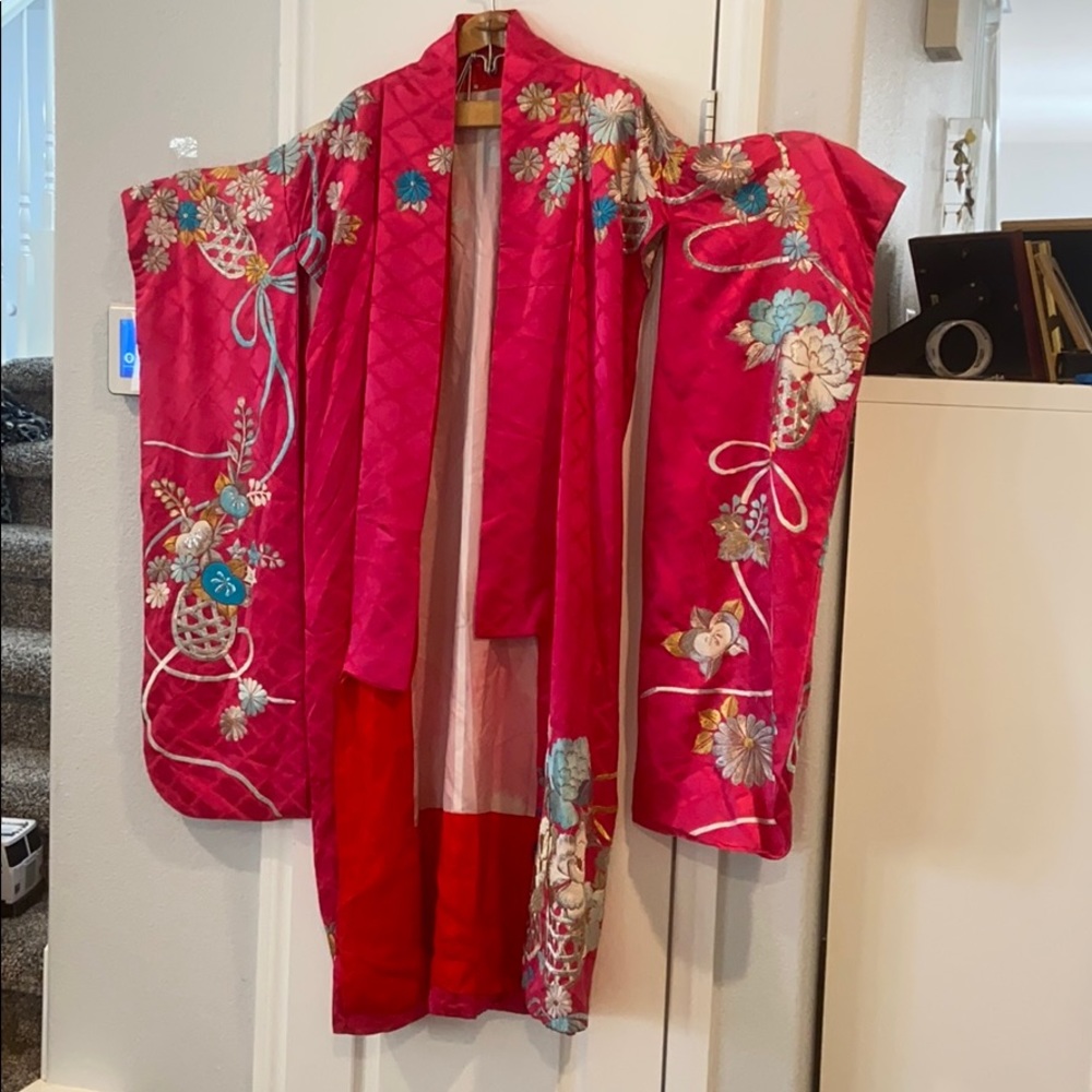 Vintage antique Japanese kimono wedding dress - Picture 1 of 16